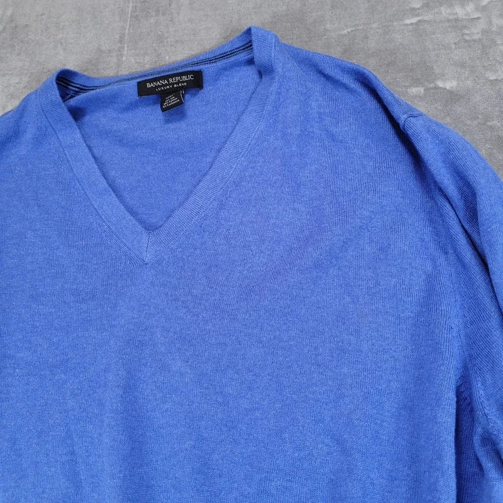 Banana Republic Luxury‎ Blend V Neck Sweater Mens XL Blue Silk Cotton Cashmere